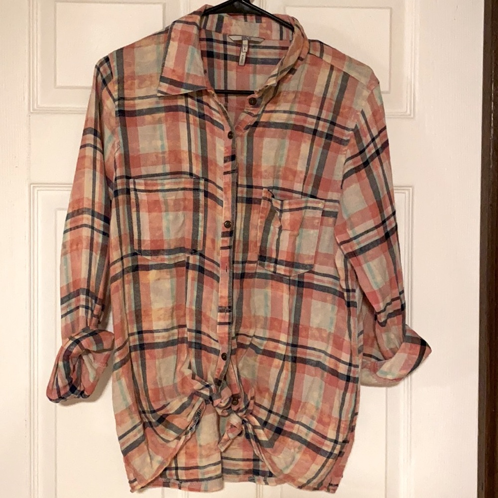 Pink plaid button up